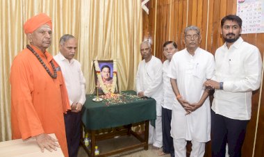 ಸಮಾಜಮುಖಿ ಚಿಂತನೆ, ಅಭಿವೃದ್ಧಿ ಪರ ಬರಹದ ಸಾಧಕ ರಾಮ ಮನಗೂಳಿ: ಶ್ರೀಪ್ರಭುಸ್ವಾಮೀಜಿ  